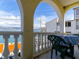 Apartment Arbanija Features 8