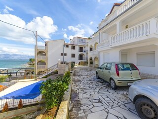 Apartment Arbanija Features 5