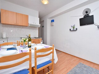 Apartment Duće Ausstattung 9