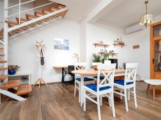 Holiday house Stari Grad Features 40