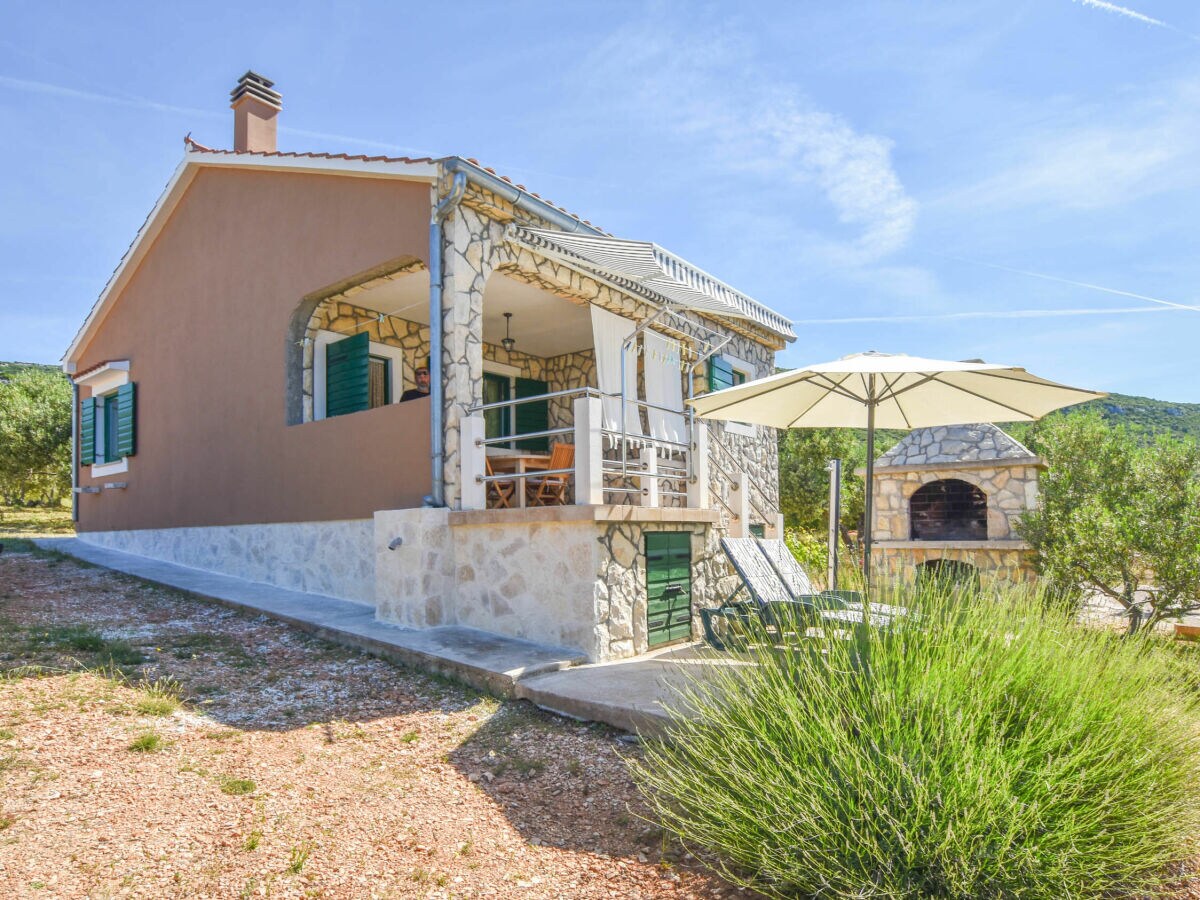 Ferienhaus Dobropoljana Außenaufnahme 1