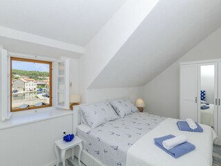 Holiday house Vrboska Features 6