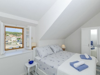 Holiday house Vrboska Features 10