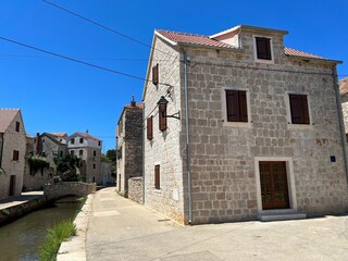 Holiday house Vrboska Features 50