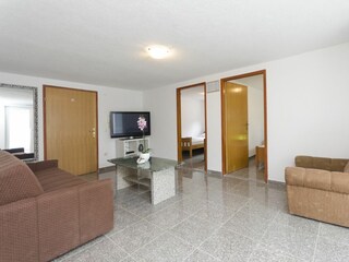 Apartment Srima Features 10