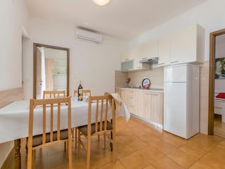 Apartment Stara Novalja Features 8