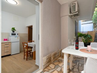 Apartment Stara Novalja Features 4