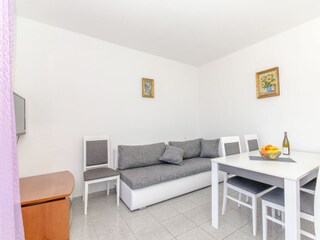 Apartment Stomorska Features 9