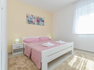 Apartment Brodarica Features 13