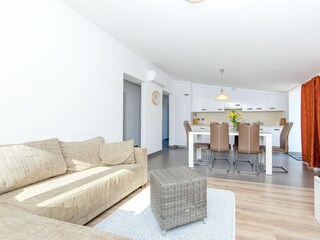 Apartment Stomorska Features 21