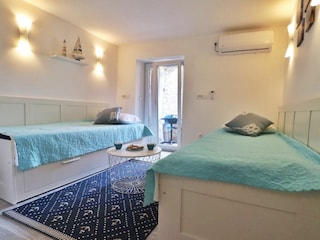 Holiday house Stari Grad Features 6