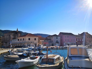Holiday house Stari Grad Features 9