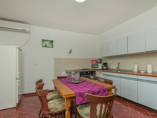 Holiday house Marušići Features 34