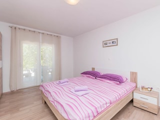 Apartment Murvica Features 5