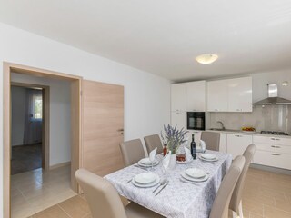 Apartment Murvica Features 15