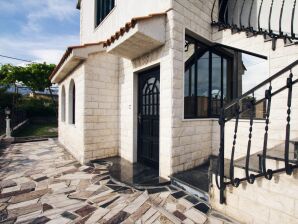 Apartment Ana with private pool - Solin - image1