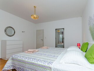 Apartment Solin Ausstattung 21