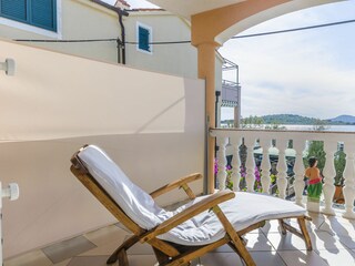 Apartment Srima Features 12