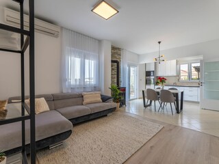 Holiday house Trogir Features 12