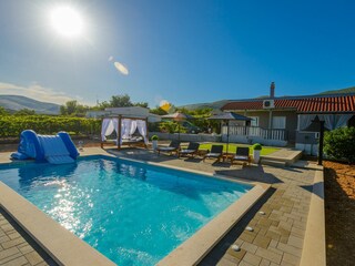 Holiday house Trogir Features 13