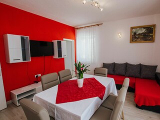 Holiday house Okrug Gornji Features 11