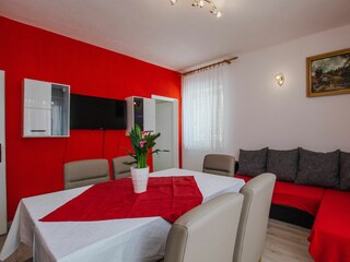 Holiday house Okrug Gornji Features 16
