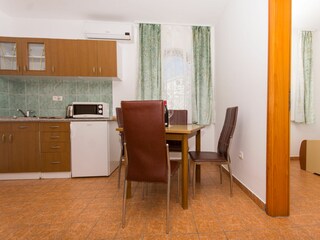 Apartment Okrug Donji Features 19