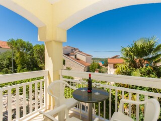 Apartment Okrug Donji Features 12