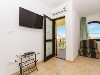 Apartment Okrug Donji Features 18