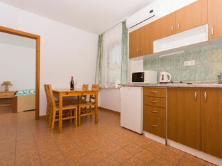 Apartment Okrug Donji Features 14