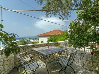 Apartment Okrug Gornji Features 15