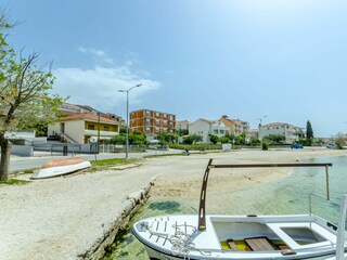 Apartment Okrug Gornji Features 13