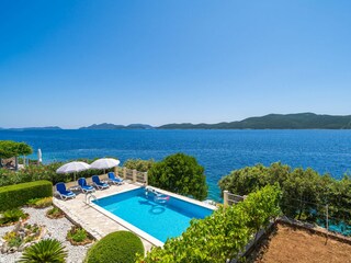 Holiday house Suđurađ Features 35