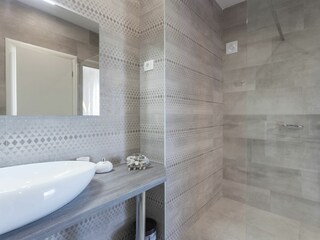 Holiday house Makarska Features 4