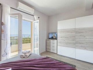 Holiday house Makarska Features 53