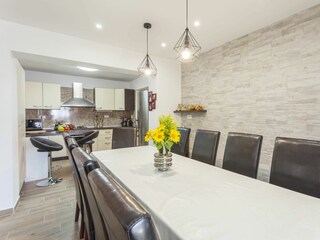 Holiday house Makarska Features 95