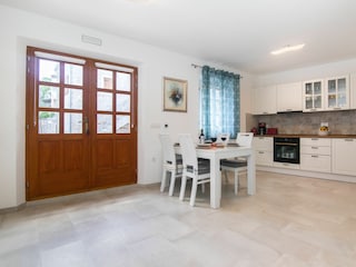 Holiday house Vrboska Features 18