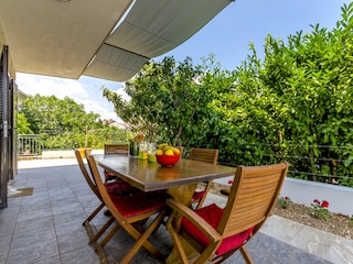 Holiday house Okrug Donji Features 14