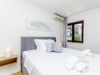 Holiday house Okrug Donji Features 21