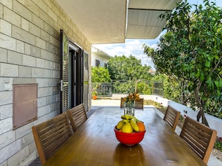 Holiday house Okrug Donji Features 33