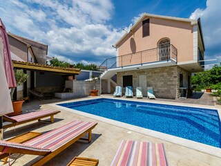 Holiday house Okrug Donji Features 26