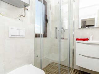 Holiday house Okrug Donji Features 31