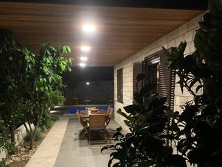 Holiday house Okrug Donji Features 43