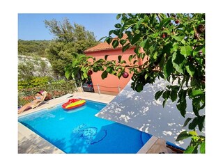 Holiday house Maslinica Features 4