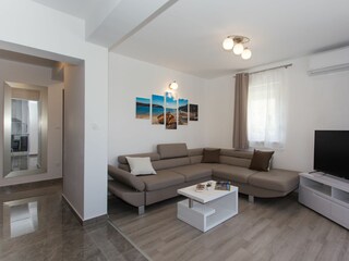 Holiday house Seget Donji Features 39