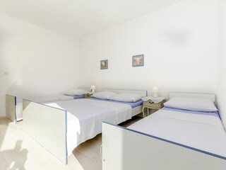 Apartment Arbanija Features 10