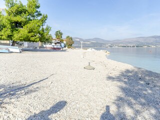 Apartment Arbanija Environment 17