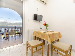 Apartment Arbanija Features 11