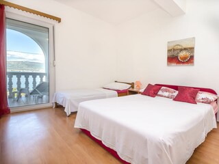 Apartment Arbanija Features 13