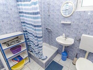 Apartment Arbanija Features 15